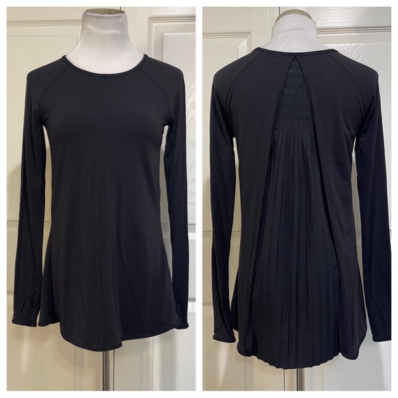 LULULEMON Accordian Pleated Back Long sleeve Thumb HolesTop - Picture 2 of 5